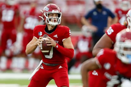 Oct 24, 2020; Fresno, California, USA; Fresno State Bulldogs quarterback Jake Haener (9) attempts to throw the ball during the second quarter in a game between the Fresno State Bulldogs and Hawaii Rainbow Warriors at Bulldog Stadium. Mandatory Credit: Kiel Maddox-USA TODAY Sports