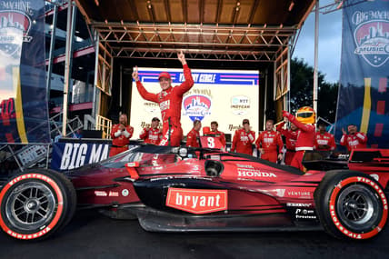 Chip Ganassi Racing driver Marcus Ericsson (8) of Sweden celebrates winning the NTT IndyCar Series race on the final day of the Big Machine Music City Grand Prix in Nashville, Tenn., on Sunday, August 8, 2021.

Indycar 748