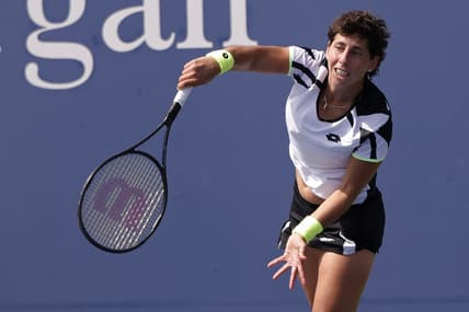 Aug 30, 2021; Flushing, NY, USA; Carla Suarez Navarro (ESP) serves against Danielle Collins (USA)(not pictured) on day one of the 2021 U.S. Open tennis tournament at USTA Billie King National Tennis Center. Mandatory Credit: Geoff Burke-USA TODAY Sports