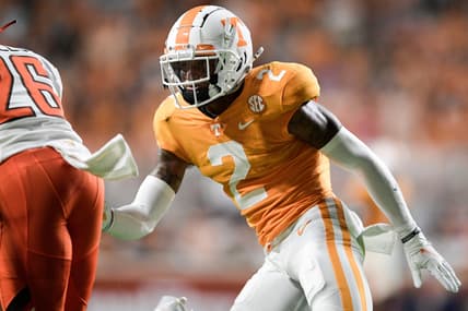 Tennessee defensive back Alontae Taylor (2) defends against Bowling Green safety Davion Daniels (26) during a game at Neyland Stadium in Knoxville, Tenn. on Thursday, Sept. 2, 2021.

Kns Tennessee Bowling Green Football