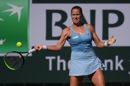 Oct 10, 2021; Indian Wells, CA, USA; Shelby Rogers (USA) hits a shot against Irina-Camelia Begu (ROU) at Indian Wells Tennis Garden. Mandatory Credit: Orlando Ramirez-USA TODAY Sports