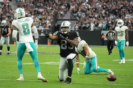 Las-Vegas-Raiders-Darren-Waller-taunting