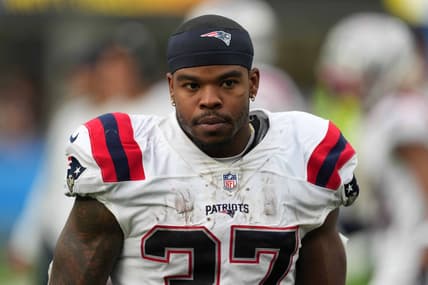 Oct 31, 2021; Inglewood, California, USA; New England Patriots running back Damien Harris (37) during the game against the Los Angeles Chargers SoFi Stadium. Mandatory Credit: Kirby Lee-USA TODAY Sports