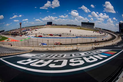 NASCAR: O'Reilly Auto Parts 500