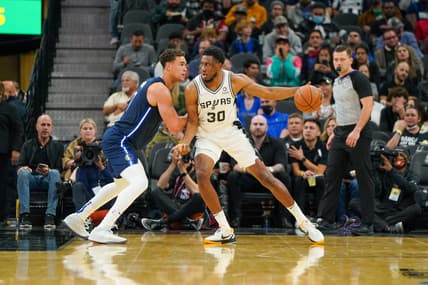 San-Antonio-Spurs-Thaddeus-Young