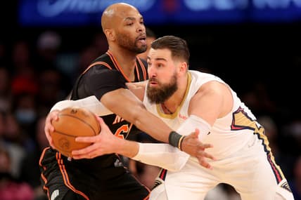 Jan 20, 2022; New York, New York, USA; New Orleans Pelicans center Jonas Valanciunas (17) controls the ball against New York Knicks center Taj Gibson (67) during the second quarter at Madison Square Garden. Mandatory Credit: Brad Penner-USA TODAY Sports