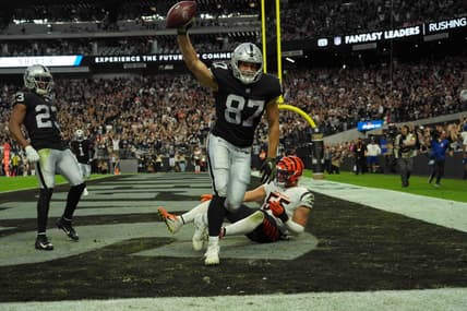 Raiders Foster Moreau