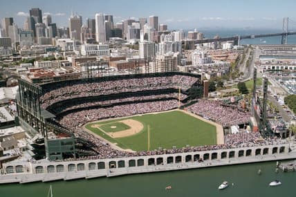 oracle park oakland raiders nfl las vegas