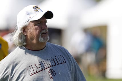 Jul 25, 2019; Richmond, VA, USA; Washington inside linebackers coach Rob Ryan walks onto the field prior to practice on day one of training camp at Bon Secours Washington Redskins Training Center. Mandatory Credit: Geoff Burke-USA TODAY Sports