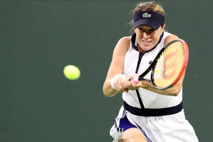Anastasia Pavlyuchenkova of Russia returns a shot to Leylah Fernandez of Canada during the BNP Paribas Open in Indian Wells, Calif., on October 10, 2021.

Leylah Fernandez Vs Anastasia Pavlyuchenkova2071