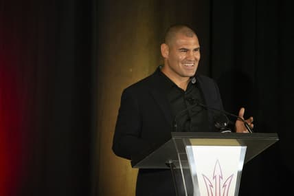 cain velasquez, cain velasquez arrest