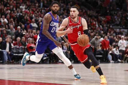 Mar 31, 2022; Chicago, Illinois, USA; Chicago Bulls guard Zach LaVine (8) drives to the basket against the LA Clippers during the second half at United Center. Mandatory Credit: Kamil Krzaczynski-USA TODAY Sports