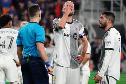 Toronto FC midfielder Michael Bradley (4) reacts after a penalty is issued in the second half during an MLS soccer match against FC Cincinnati, Wednesday, May 4, 2022, at TQL Stadium in Cincinnati. FC Cincinnati won, 2-0.

Toronto Fc At Fc Cincinnati May 4 0031