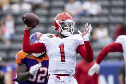 May 7, 2022; Birmingham, AL, USA; New Jersey Generals quarterback De'Andre Johnson (1) throws against the Pittsburgh Maulers during the first half at Protective Stadium. Mandatory Credit: Vasha Hunt-USA TODAY Sports