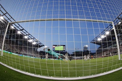 May 21, 2022; Washington, District of Columbia, USA; Toronto FC goalkeeper Alex Bono (25) makes a save against D.C. United in the second half at Audi Field. Mandatory Credit: Geoff Burke-USA TODAY Sports