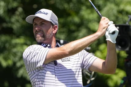 May 27, 2022; Fort Worth, Texas, USA; Webb Simpson plays his shot from the eighth tee during the second round of the Charles Schwab Challenge golf tournament. Mandatory Credit: Jim Cowsert-USA TODAY Sports