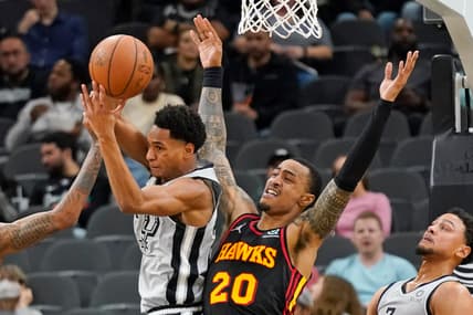 NBA: Atlanta Hawks at San Antonio Spurs