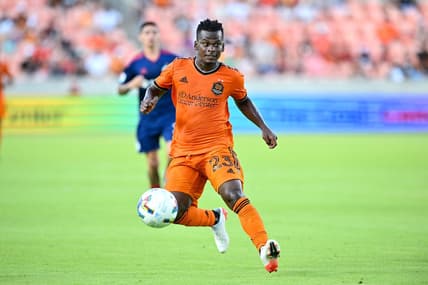Jun 25, 2022; Houston, Texas, USA; Houston Dynamo FC forward Carlos Darwin Quintero (23) looks to control the ball during the first half against the Chicago Fire at PNC Stadium. Mandatory Credit: Maria Lysaker-Houston Dynamo FC-USA TODAY Sports