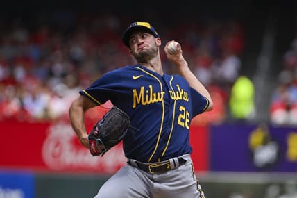 Aug 14, 2022; St. Louis, Missouri, USA;  Milwaukee Brewers starting pitcher Aaron Ashby (26) pitches against the St. Louis Cardinals during the first inning at Busch Stadium. Mandatory Credit: Jeff Curry-USA TODAY Sports