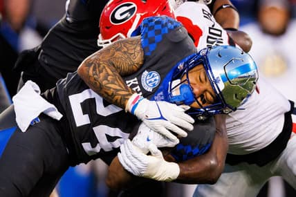 Nov 19, 2022; Lexington, Kentucky, USA; Kentucky Wildcats running back Chris Rodriguez Jr. (24) during the game at Kroger Field. Mandatory Credit: Jordan Prather-USA TODAY Sports