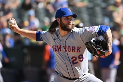 Sep 24, 2022; Oakland, California, USA; New York Mets relief pitcher Trevor Williams (29) throws a pitch against the Oakland Athletics during the fifth inning at RingCentral Coliseum. Mandatory Credit: Robert Edwards-USA TODAY Sports