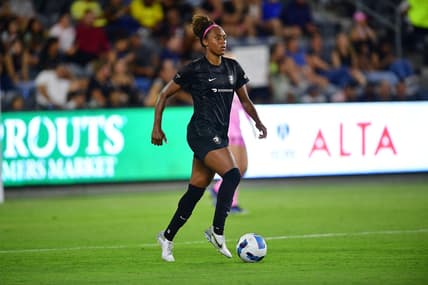 Aug 10, 2022; Los Angeles, CA, USA; Angel City FC defender Allyson Swaby (25) controls the ball against Tigres UANL during the second half of an international friendly at Banc Of California Stadium. Mandatory Credit: Gary A. Vasquez-USA TODAY Sports