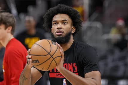 Dec 23, 2022; Atlanta, Georgia, USA; Detroit Pistons forward Marvin Bagley III (35) warming up prior to the game against the Atlanta Hawks at State Farm Arena. Mandatory Credit: Dale Zanine-USA TODAY Sports