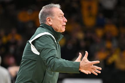 Feb 25, 2023; Iowa City, Iowa, USA; Michigan State Spartans head coach Tom Izzo reacts late during the second half against the Iowa Hawkeyes at Carver-Hawkeye Arena. Mandatory Credit: Jeffrey Becker-USA TODAY Sports