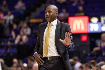 Mar 1, 2023; Baton Rouge, Louisiana, USA;  Missouri Tigers head coach Dennis Gates tells his bench to calm down against the LSU Tigers during the second half at Pete Maravich Assembly Center. Mandatory Credit: Stephen Lew-USA TODAY Sports