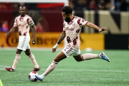 Mar 18, 2023; Atlanta, Georgia, USA; Portland Timbers midfielder Eryk Williamson (19) kicks the ball during the second half against the Atlanta United at Mercedes-Benz Stadium. Mandatory Credit: Brett Davis-USA TODAY Sports