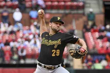Apr 16, 2023; St. Louis, Missouri, USA;  Pittsburgh Pirates relief pitcher Wil Crowe (29) pitches against the St. Louis Cardinals during the tenth inning at Busch Stadium. Mandatory Credit: Jeff Curry-USA TODAY Sports