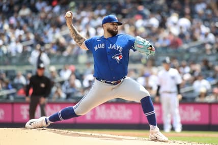 Apr 22, 2023; Bronx, New York, USA;  Toronto Blue Jays starting pitcher Alek Manoah (6) pitches in the first inning against the New York Yankees at Yankee Stadium. Mandatory Credit: Wendell Cruz-USA TODAY Sports