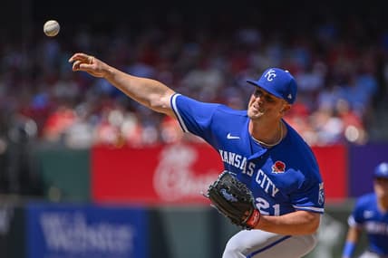 May 29, 2023; St. Louis, Missouri, USA;  Kansas City Royals relief pitcher Mike Mayers (21) pitches against the St. Louis Cardinals during the seventh inning at Busch Stadium. Mandatory Credit: Jeff Curry-USA TODAY Sports