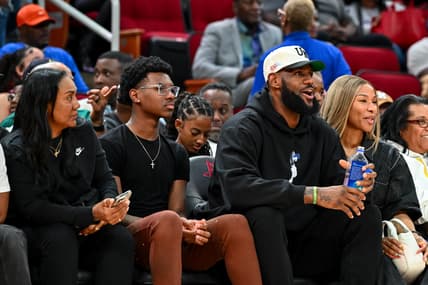 LeBron-James-Bryce-James