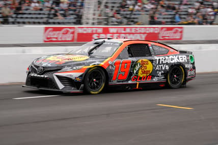 NASCAR: All-Star Practice and Qualifying Pit Crew Challenge