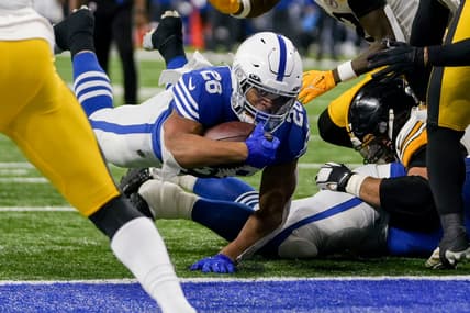 Jonathan-Taylor-NFL-running-back-contracts