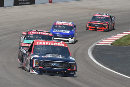 NASCAR: Truck Series Toyota 200