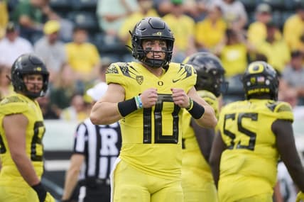Sep 2, 2023; Eugene, Oregon, USA; Oregon Ducks quarterback Bo Nix (10) signals to the sideline during the second half against the Portland State Vikings at Autzen Stadium. Mandatory Credit: Troy Wayrynen-USA TODAY Sports