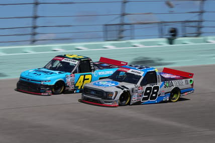 NASCAR: Truck Series Baptist Health Cancer Care 200