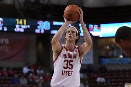 Nov 19, 2023; Charleston, SC, USA; Utah Utes center Branden Carlson (35) shoots a foul shot in the first half against the St. John's Red Storm at TD Arena. Mandatory Credit: David Yeazell-USA TODAY Sports