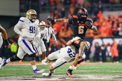 Nov 18, 2023; Corvallis, Oregon, USA; Oregon State Beavers running back Damien Martinez (6) runs the ball during the third quarter against the Washington Huskies at Reser Stadium. Mandatory Credit: Craig Strobeck-USA TODAY Sports