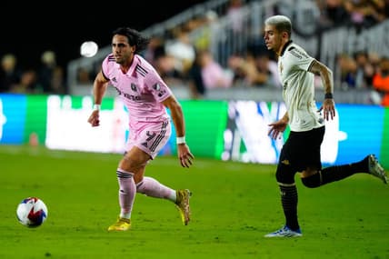 Jan 21, 2023; Fort Lauderdale, FL, USA; Inter Miami CF forward Leonardo Campana (9) dribbles past Vasco da Gama midfielder Gabriel Pec (11) during the first half at DRV PNK Stadium. Mandatory Credit: Rich Storry-USA TODAY Sports