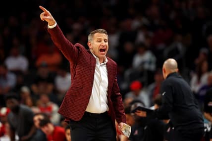 Dec 20, 2023; Phoenix, Arizona, USA; Alabama Crimson Tide head coach Nate Oats signals to his team during the first half of the game against the Arizona Wildcats in the Hall of Fame Series at Footprint Center. Mandatory Credit: Mark J. Rebilas-USA TODAY Sports