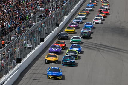 NASCAR: Enjoy Illinois 300 presented by TicketSmarter
