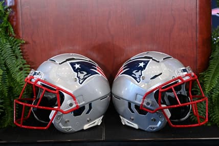 NFL: New England Patriots Mike Vrabel Press Conference
