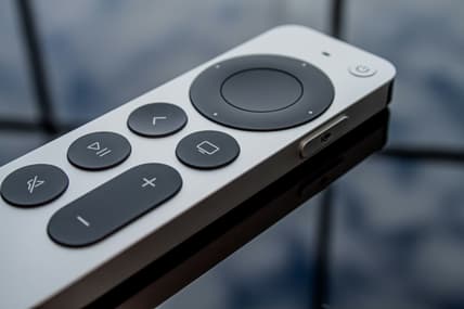 tv remote / wrestling streaming services