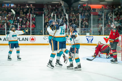 New York Sirens at Ottawa Charge.