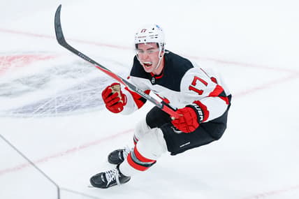 NHL: New Jersey Devils at Chicago Blackhawks