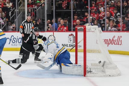 NHL: St. Louis Blues at New Jersey Devils