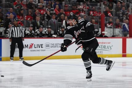 NHL: Buffalo Sabres at New Jersey Devils